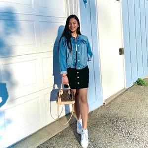 Meet your Posher, Patrisha